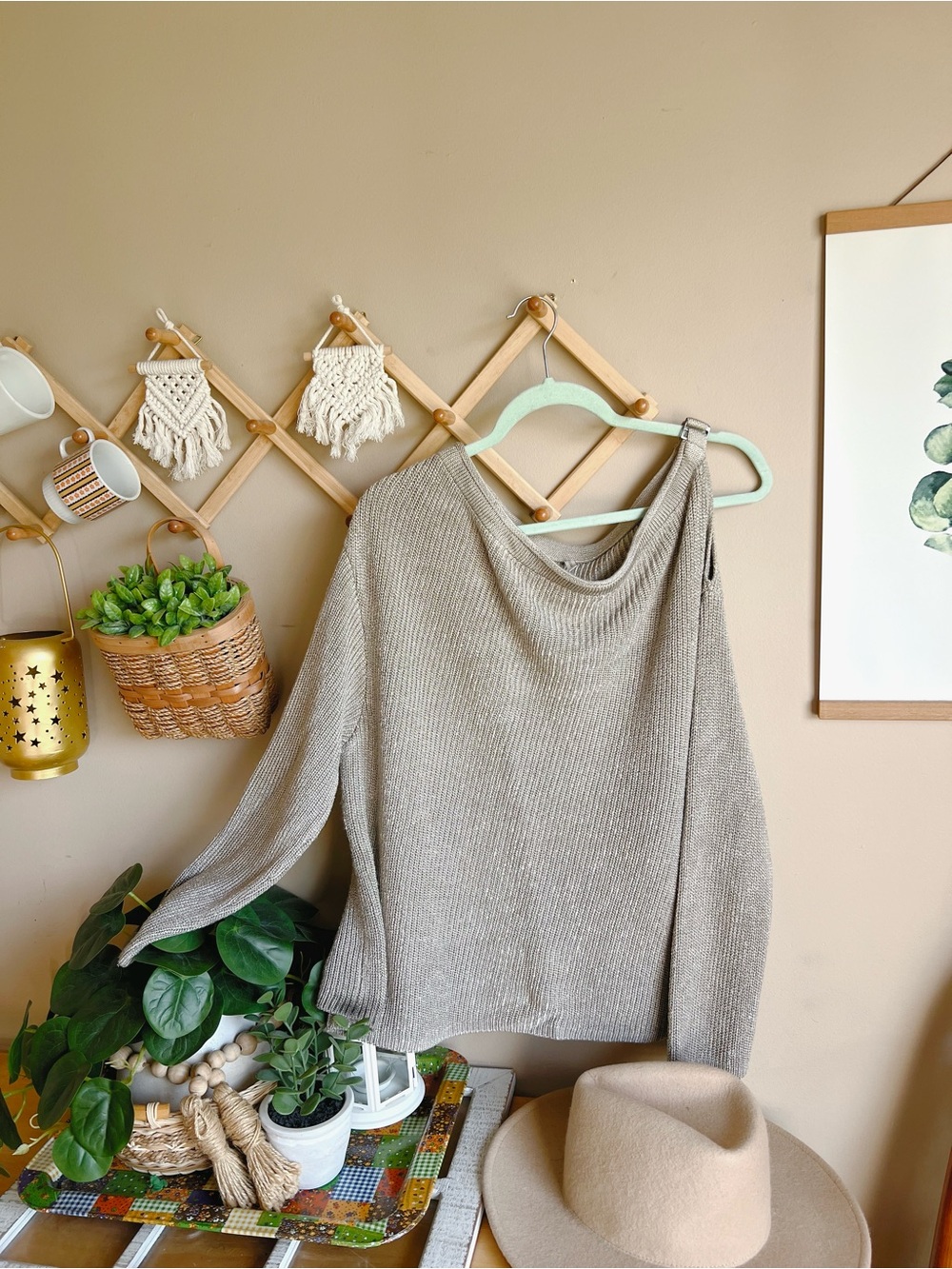 Annette Gortz | Cozy Taupe Ribbed Knit Sweater